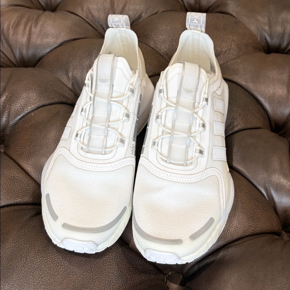 NWOT Adidas NMD V3 White Mesh Sneakers Sz 8